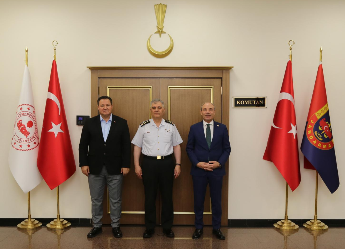 Jandarma Genel Komutanı Orgeneral Sayın Ali ÇARDAKCI Paşa