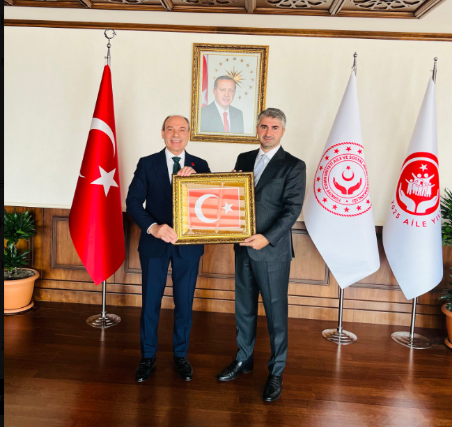 Aile ve Sosyal Hizmetler Bakan Yardımcımızı Makamında Ziyareti